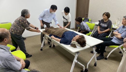 【講習会レポート】一ノ瀬宏先生による「刺さない針（てい鍼）と毫鍼の融合」実技メイン講習会